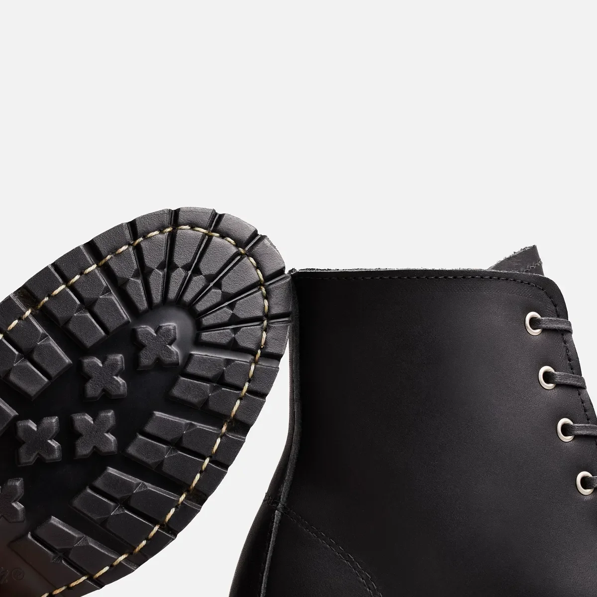 Clara Damenstiefel mit Absatz aus schwarzem Boundary-Leder