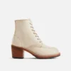 Clara Damenstiefel mit Absatz aus „White Sand“-Mohave-Leder