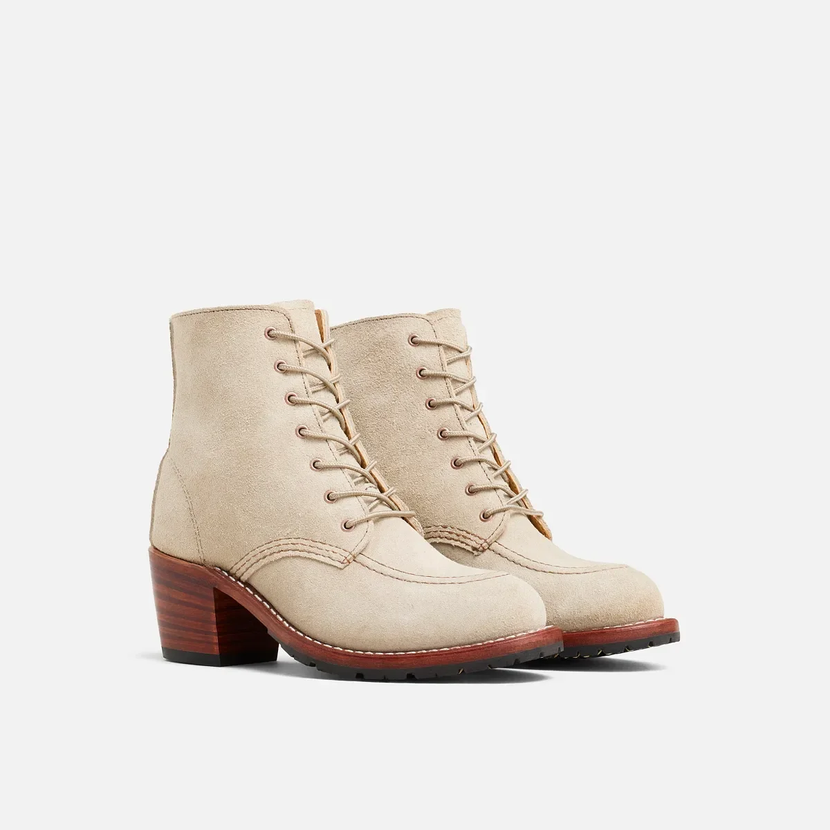 Clara Damenstiefel mit Absatz aus „White Sand“-Mohave-Leder