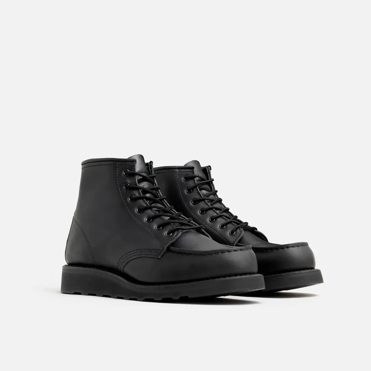 Classic Moc® Damen-Kurzstiefel aus schwarzem „Boundary“-Leder
