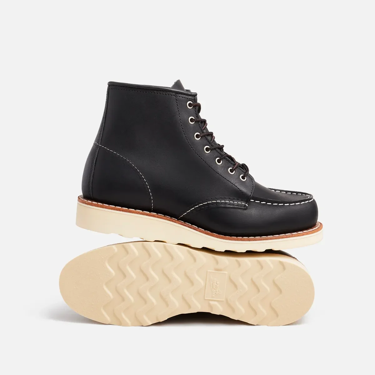 Classic Moc® Damen-Kurzstiefel aus schwarzem „Boundary“-Leder