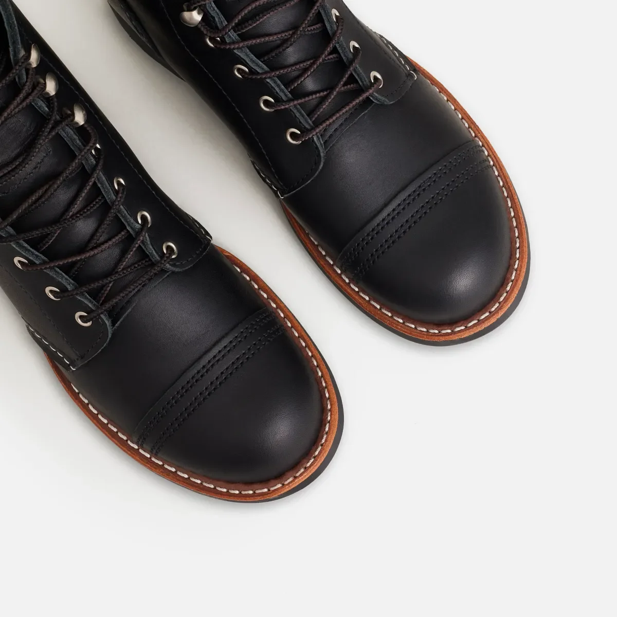 Iron Ranger® Damen-Kurzstiefel aus schwarzem Boundary-Leder