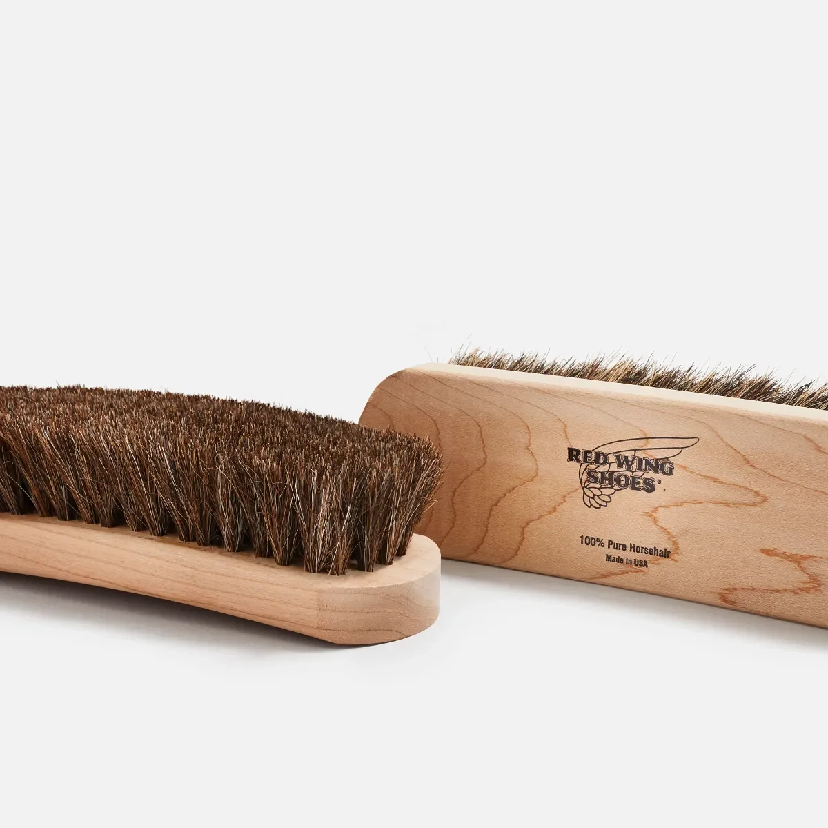 Lederpflegeprodukte „Brush“ – Reinigen, Pflegen, Schützen